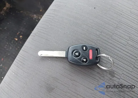 2011 Honda Accord 2.4 Lx z USA, uszkodzony, nr VIN 1HGCP2F31BA143835